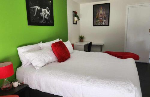 Maryborough Apartamento | Whispering Woods Amore