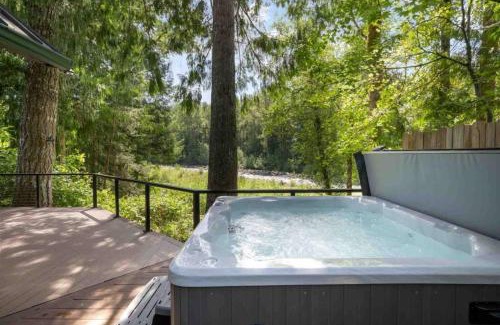 Mount Hood Village Casa | Whispers on the Sandy