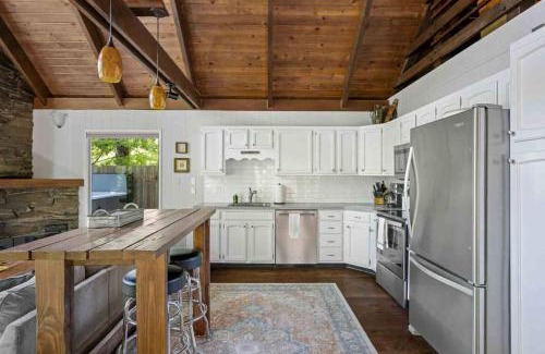 Mount Hood Village Casa | Whispers on the Sandy