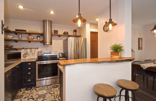 Village North Casa | Whistler Hide-away: A real treasure, beautifully renovated, peaceful private setting