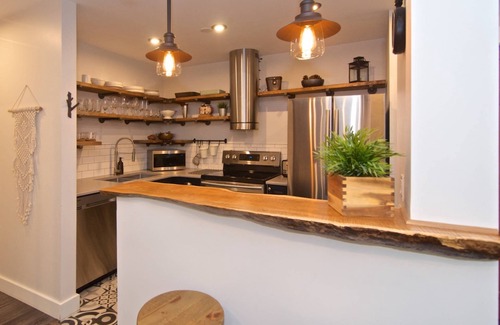 Village North Casa | Whistler Hide-away: A real treasure, beautifully renovated, peaceful private setting