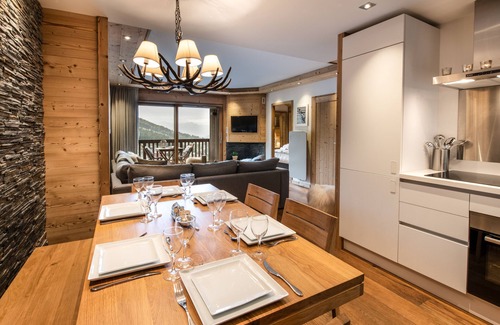 Courchevel Casa | Whistler Lodge by Alpine Resorts