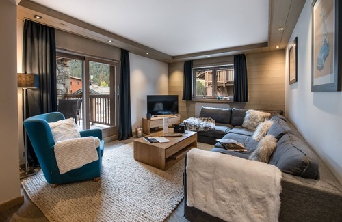 Courchevel Casa | Whistler Lodge by Alpine Resorts