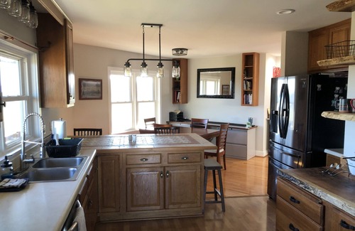 Staunton Otro | Whistling Ridge Farm- 5 bedroom 3 bath home