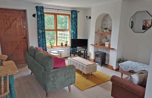 Ruswarp Casa | Whitby Cottage and Pool - Cinder Track Walks