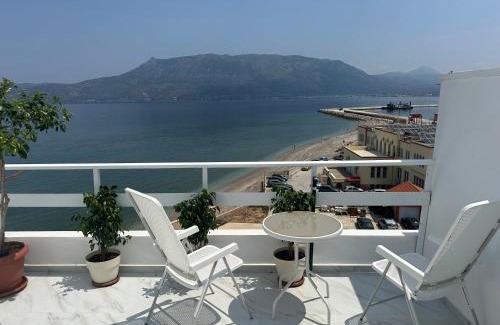 Korithion Apartamento | White Angels
