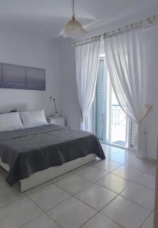 Gerakini Apartamento | White Beach Appartment
