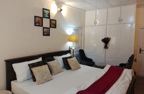 Khaira Gali Cabina | White Bird Villa