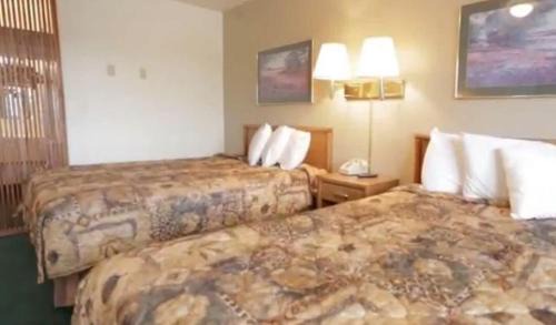 West Yellowstone Hotel | White Buffalo Hotel