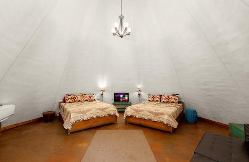 New Braunfels Casa | White Buffalo - Tipi 7