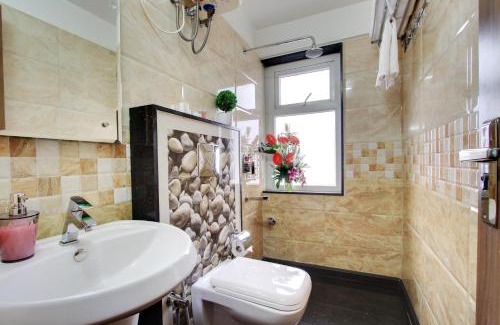 Bengaluru Hotel | White Castle Boutique Apartment Hotel