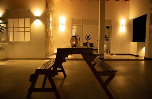 Wadduwa Villa | White Castle