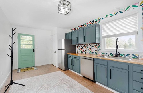 Newark Casa | White Clay Creek Cottage