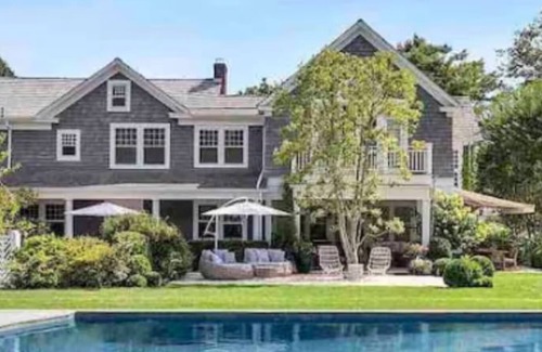Egypt Lane Historic District Casa | White Contemporary in Classic Estate SOH for 3 max
