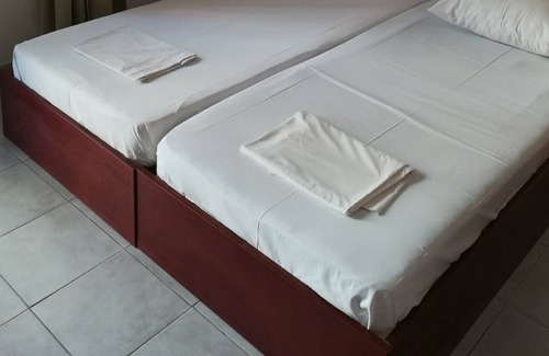 Katerini Casa | White coral
