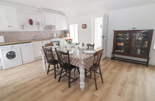Abbeyfeale Cabaña | White Cottage