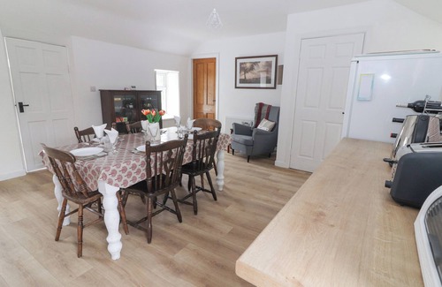 Abbeyfeale Cabaña | White Cottage