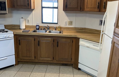 Dale Casa | White County Country Hideaway!!! Great for Hunters 2 Bedroom 2 Bathrooms