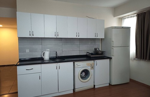 Kucukcekmece Apartamento | White Crown Apartman ve Yaşam Merkezi