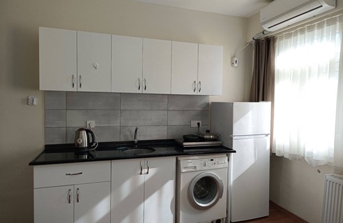 Kucukcekmece Apartamento | White Crown Apartman ve Yaşam Merkezi
