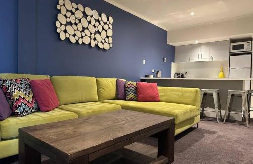 Hotham Heights Apartamento | White Crystal 110