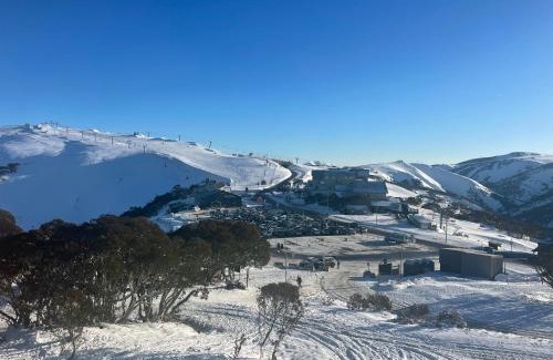 Hotham Heights Apartamento | White Crystal 112
