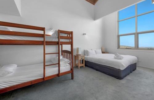 Hotham Heights Apartamento | White Crystal 209