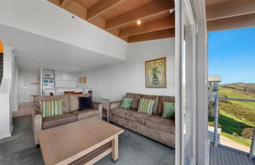 Hotham Heights Apartamento | White Crystal 209