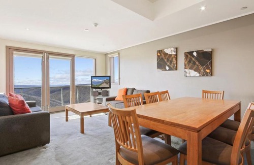 Hotham Heights Apartamento | White Crystal 215