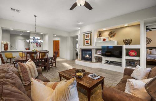 Troon North Casa | White Feather - Golf BBQ Patio Pool & Spa Access