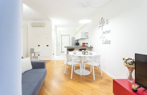 Como City Centre Apartamento | White Flat in Como City Center by Rent all Como
