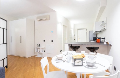 Como City Centre Apartamento | White Flat in Como City Center by Rent all Como