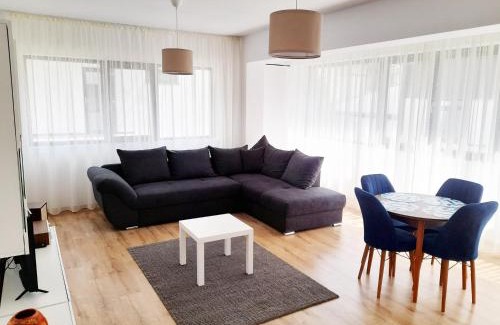 Sector 6 Apartamento | White Flat