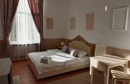Petrovskoye Apartamento | White Garden
