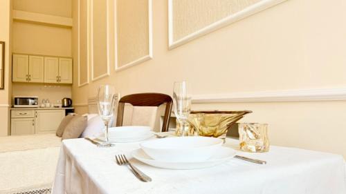 Petrovskoye Apartamento | White Garden