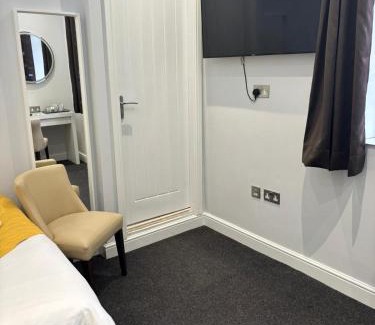 North Wheatley Hotel | White Hart Hotel