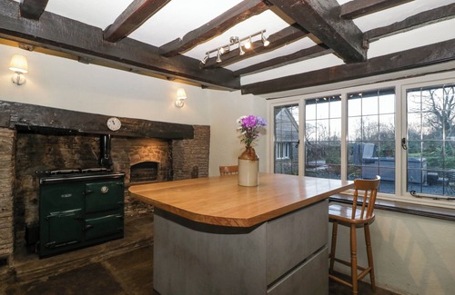 Longtown Cabaña | White Haywood Farmhouse