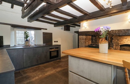 Longtown Cabaña | White Haywood Farmhouse