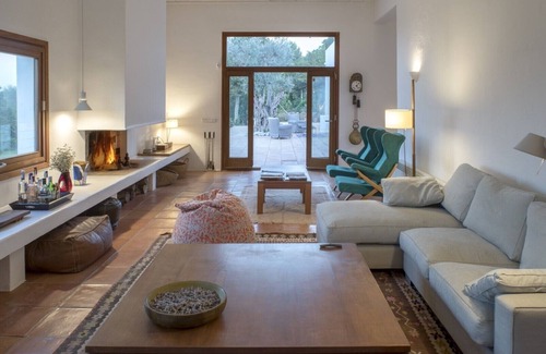 Sant Carles de Peralta Villa | White House Ibiza | Modernist Design | Can Perez | Sea views | Es Figueral