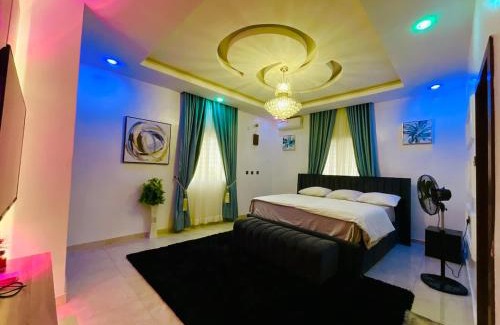 Arigbajo Apartamento | White House 3 Bedroom Apartment - Abeokuta