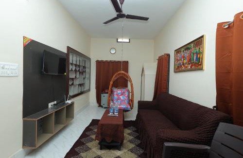 Tirupati Casa | White House