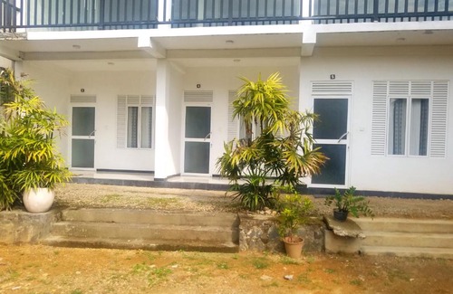 Galle Casa | WHITE HOUSE