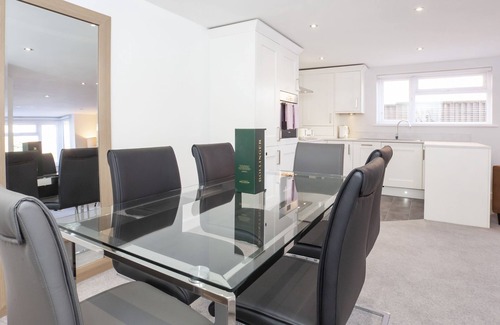 Huntington Apartamento | White House Luxury Apartments- Apartamento A