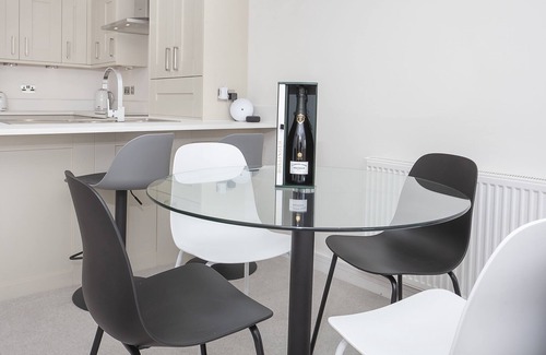 Huntington Apartamento | White House Luxury Apartments- Apartamento B