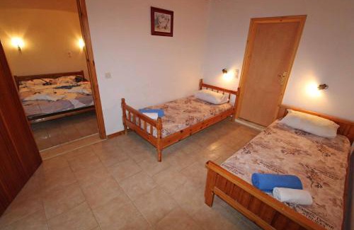 Termenades Apartamento | White House Pagoi