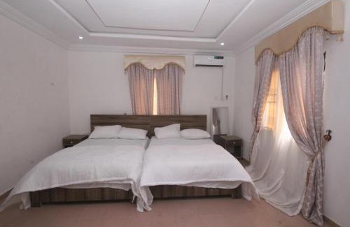 Benin City Casa | White House Service Apartment