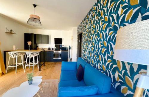 Henriville Apartamento | White House - THE SUNNY avec TERRASSE et PARKING privé - 20 min CENTRE