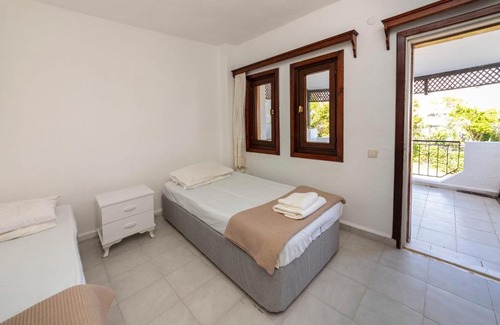 Dagbelen Casa | White House with Mediterranean Sea View near Camel Beach in Bodrum