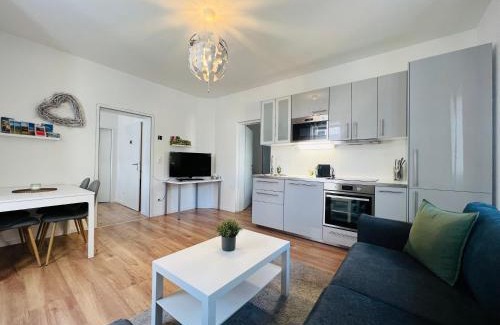 Muerzzuschlag Apartamento | White Inn - Kuschelige Ferienwohnung