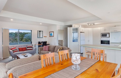 Ohope Casa | Vistas de la isla blanca - Ohope Holiday Home